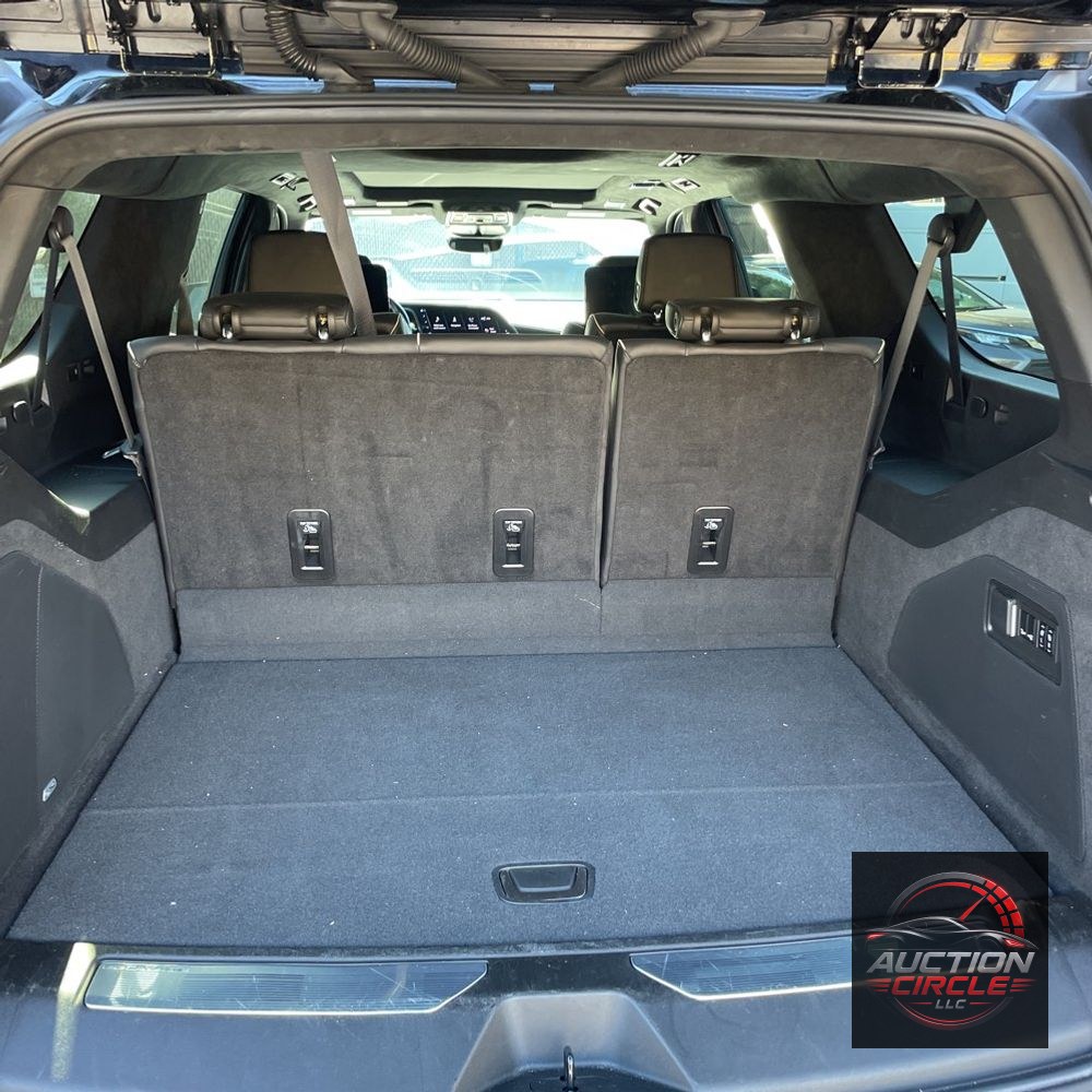 2023 Cadillac Escalade ESV Sport Platinum