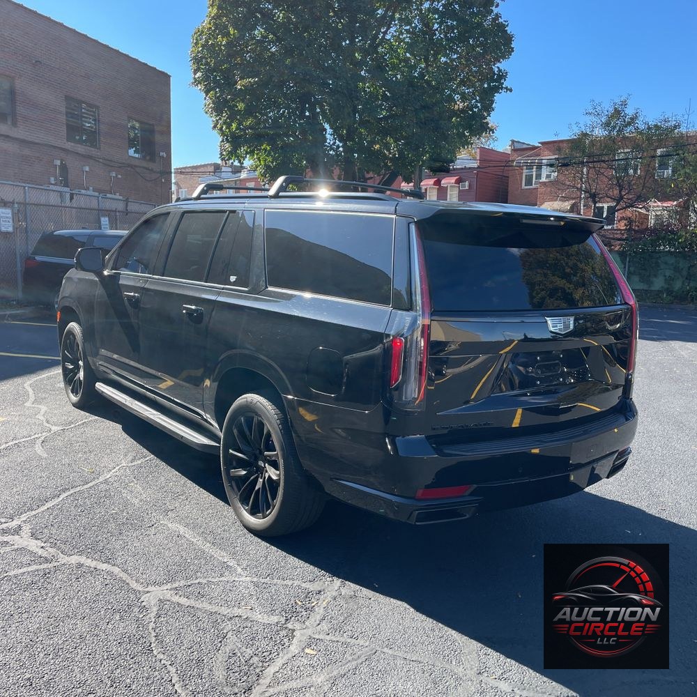 2023 Cadillac Escalade ESV Sport Platinum