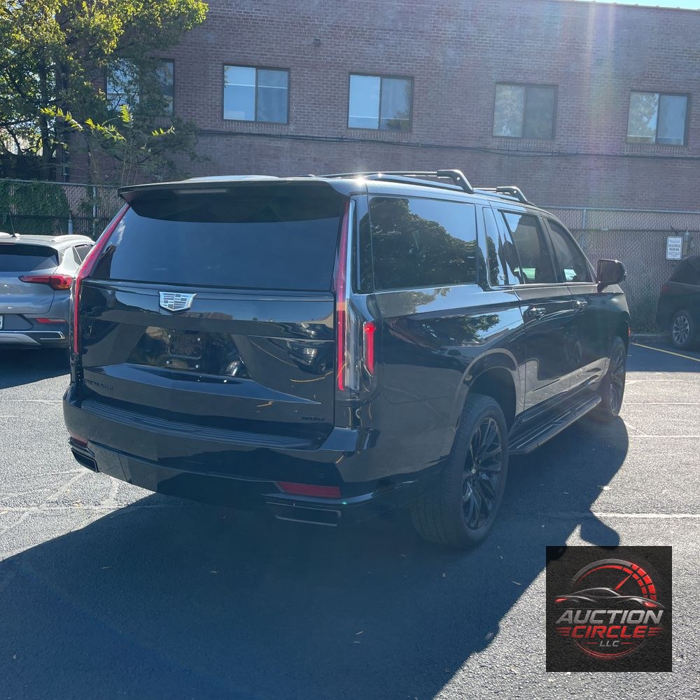 2023 Cadillac Escalade ESV Sport Platinum