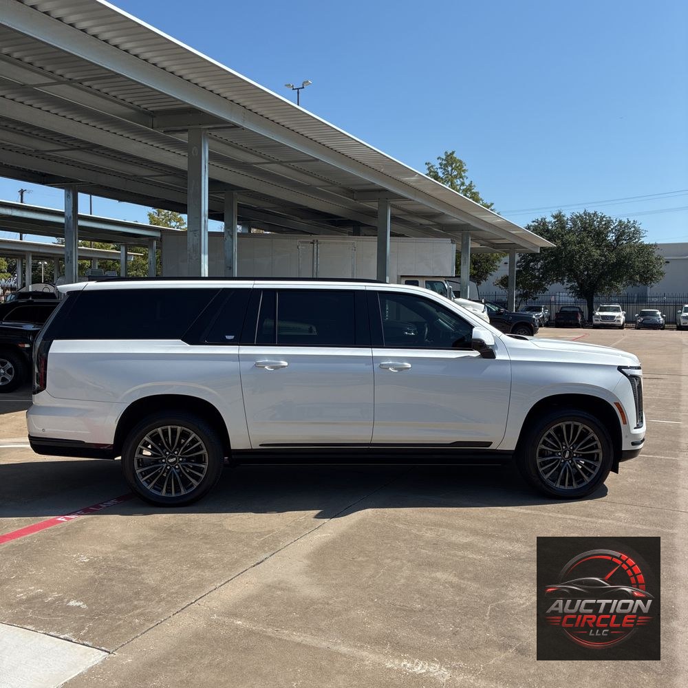 2025 Cadillac Escalade ESV Sport Platinum