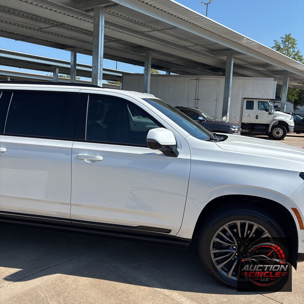 2025 Cadillac Escalade ESV Sport Platinum