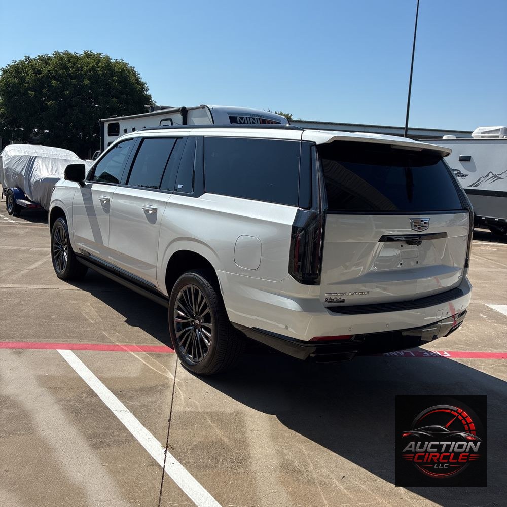 2025 Cadillac Escalade ESV Sport Platinum