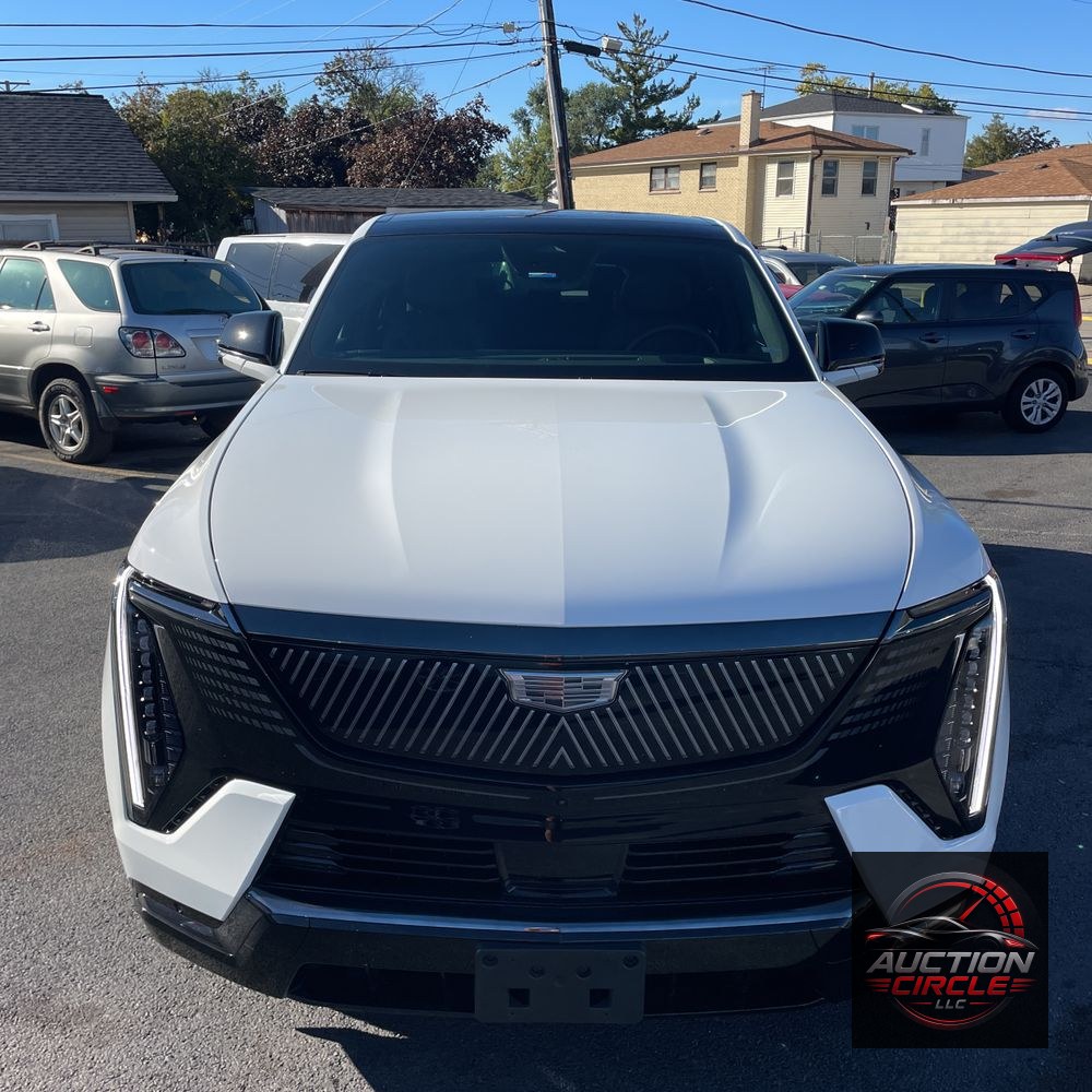 2025 Cadillac Escalade IQ Sport 1