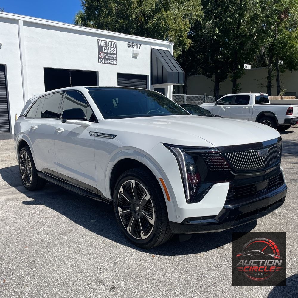 2025 Cadillac Escalade IQ Sport 1