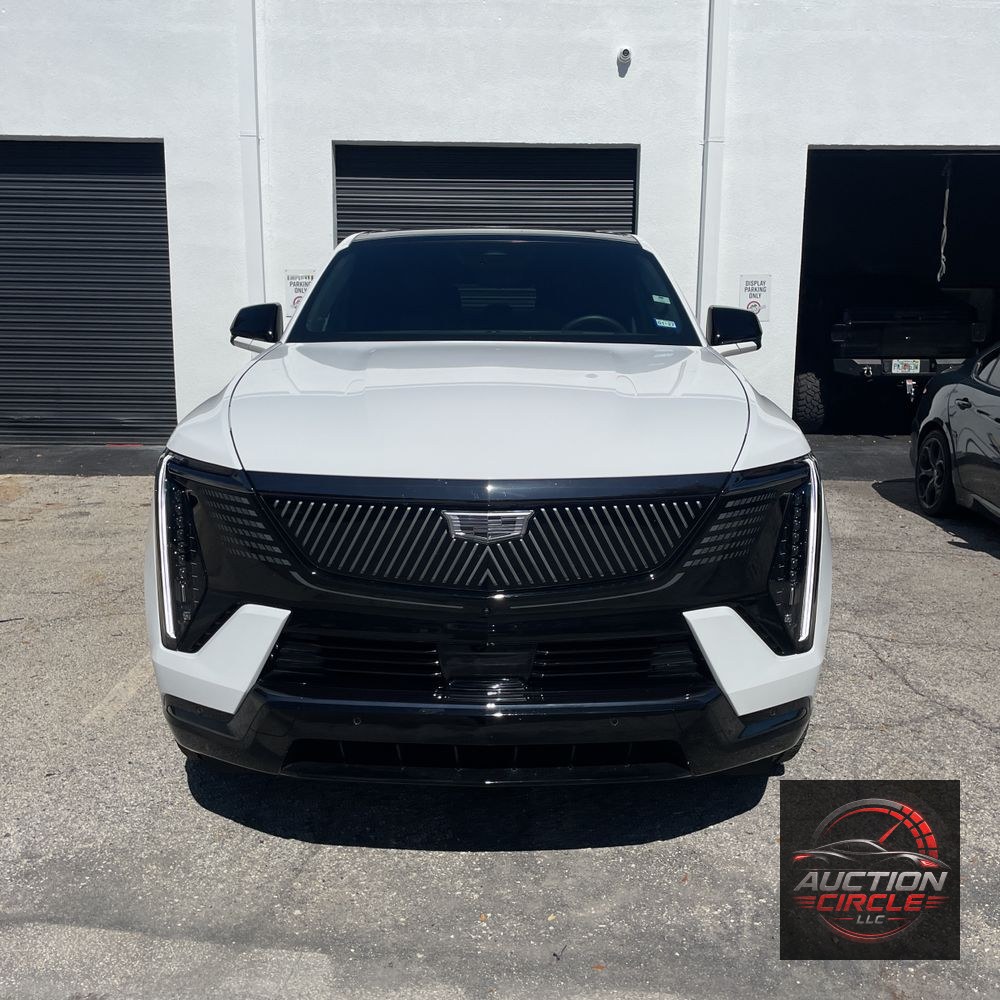 2025 Cadillac Escalade IQ Sport 1