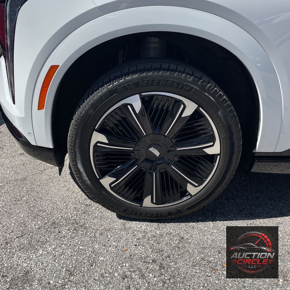 2025 Cadillac Escalade IQ Sport 1