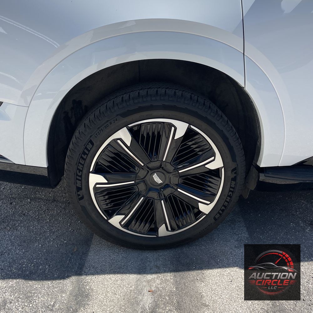 2025 Cadillac Escalade IQ Sport 1