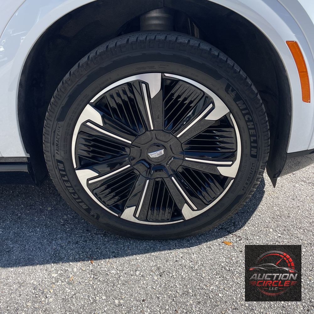 2025 Cadillac Escalade IQ Sport 1