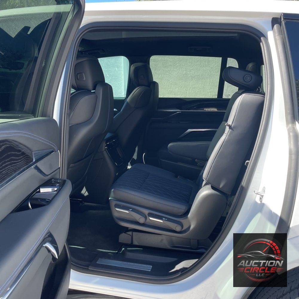 2025 Cadillac Escalade IQ Sport 1