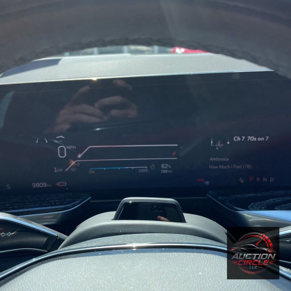 2025 Cadillac Escalade IQ Sport 1