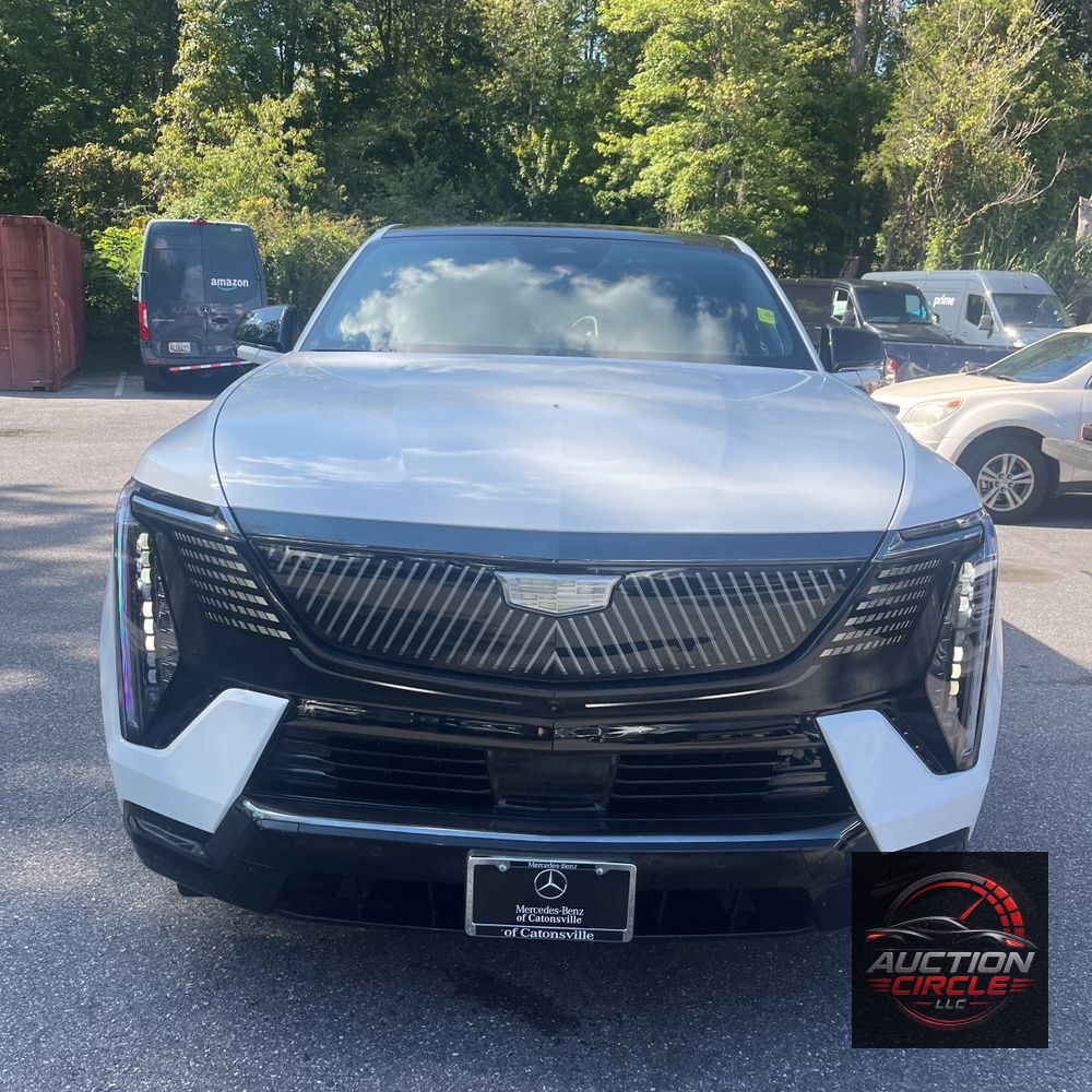 2025 Cadillac Escalade IQ Sport 2
