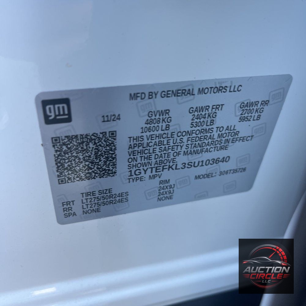 2025 Cadillac Escalade IQ Sport 2