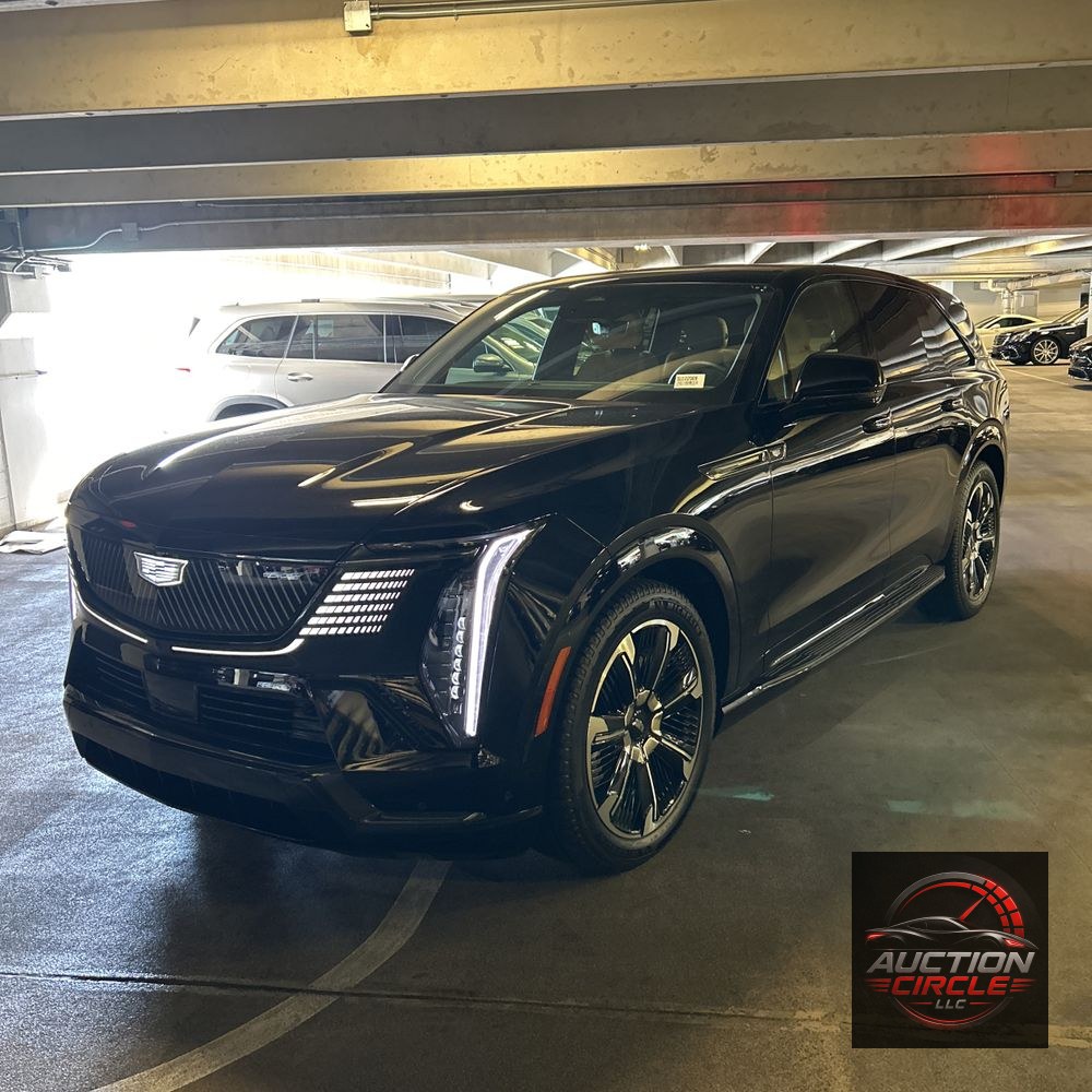 2025 Cadillac Escalade IQ Sport 2