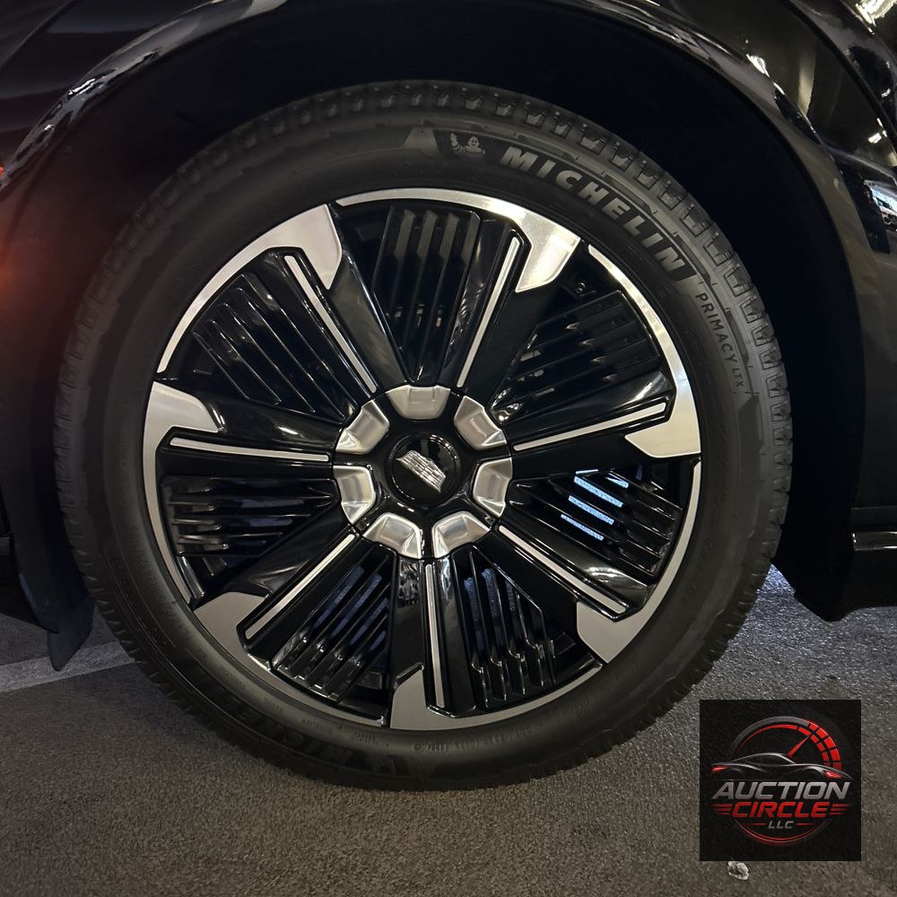 2025 Cadillac Escalade IQ Sport 2