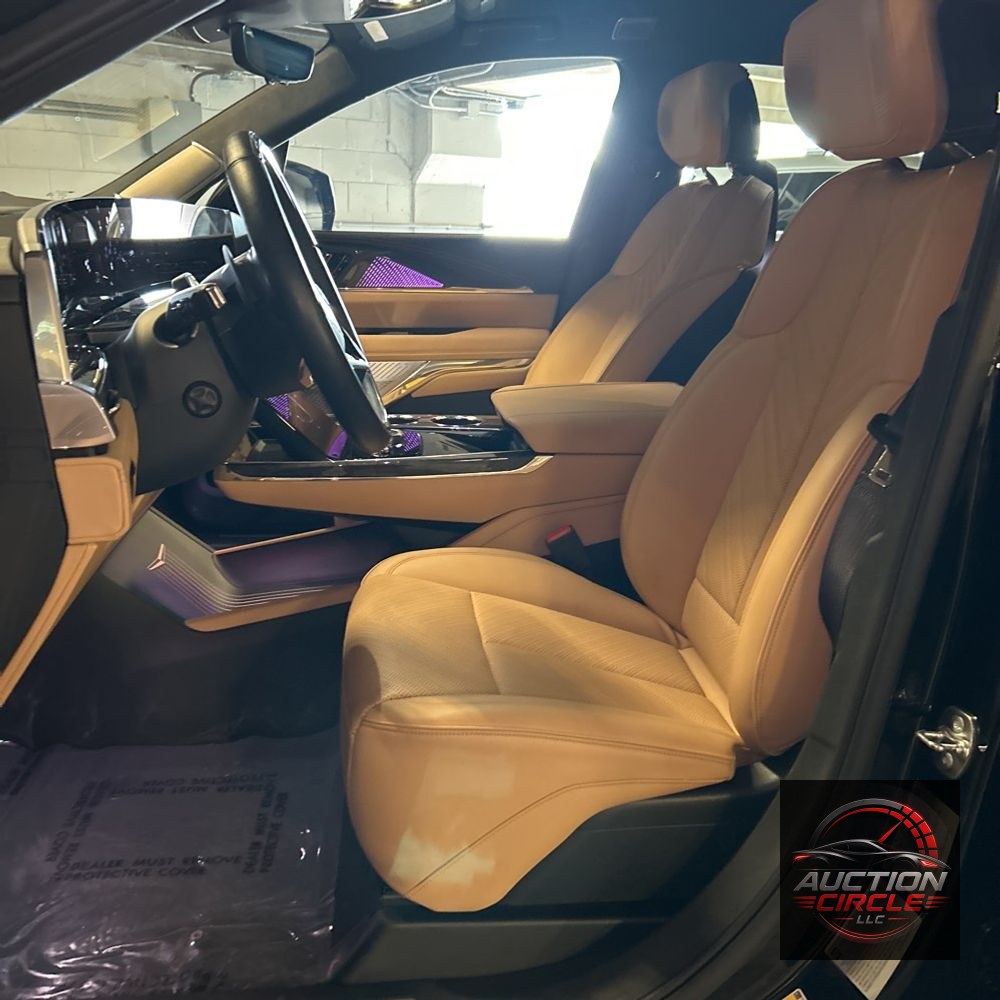 2025 Cadillac Escalade IQ Sport 2