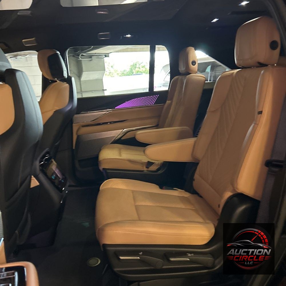 2025 Cadillac Escalade IQ Sport 2