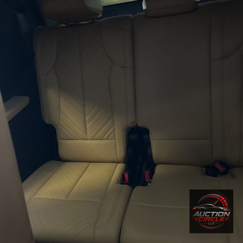 2025 Cadillac Escalade IQ Sport 2