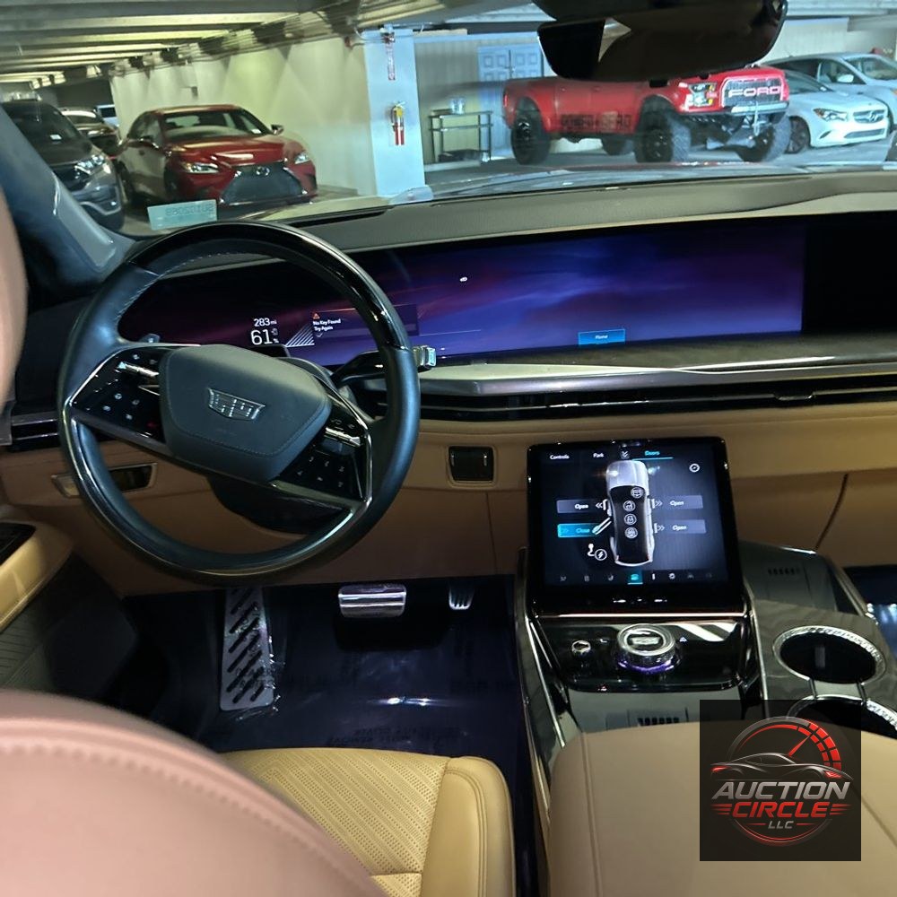 2025 Cadillac Escalade IQ Sport 2