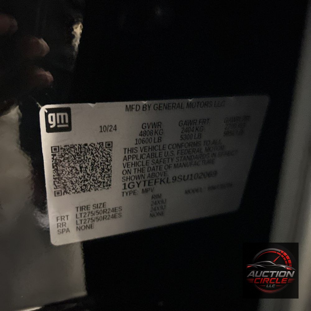 2025 Cadillac Escalade IQ Sport 2