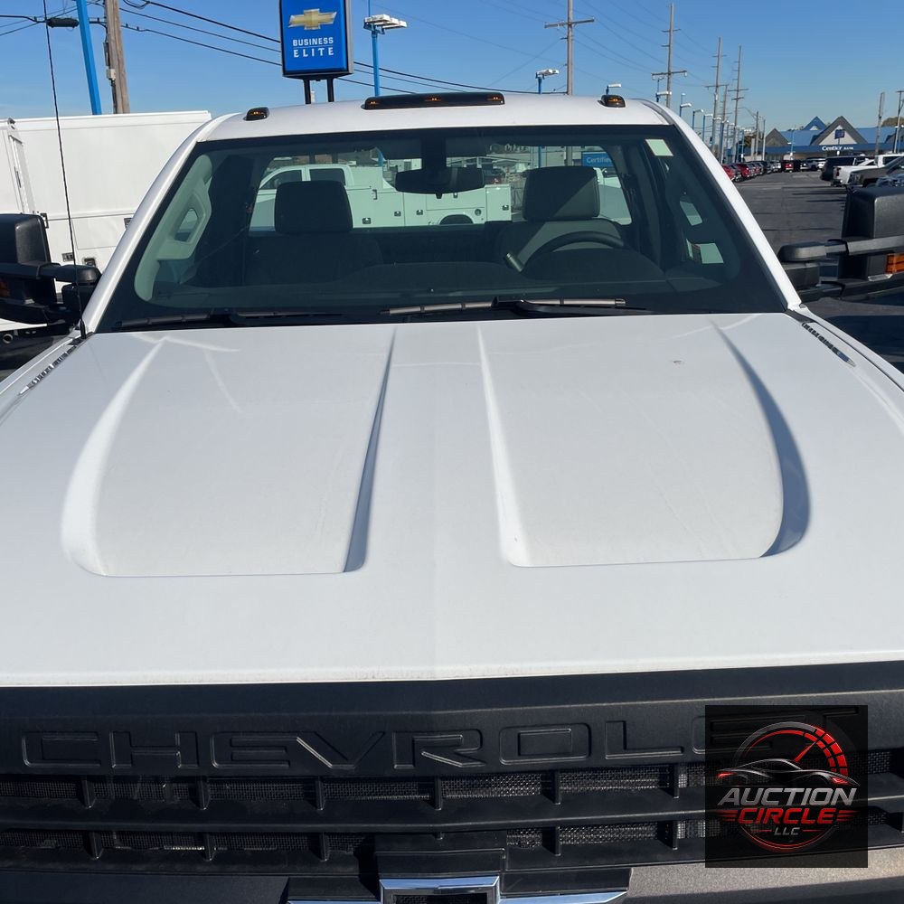 2024 Chevrolet Silverado 4500 W/T