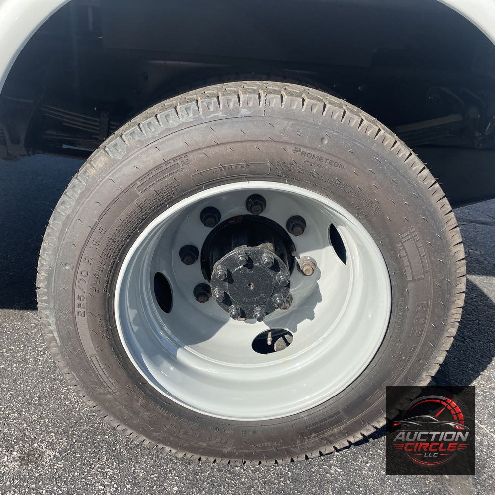 2024 Chevrolet Silverado 4500 W/T