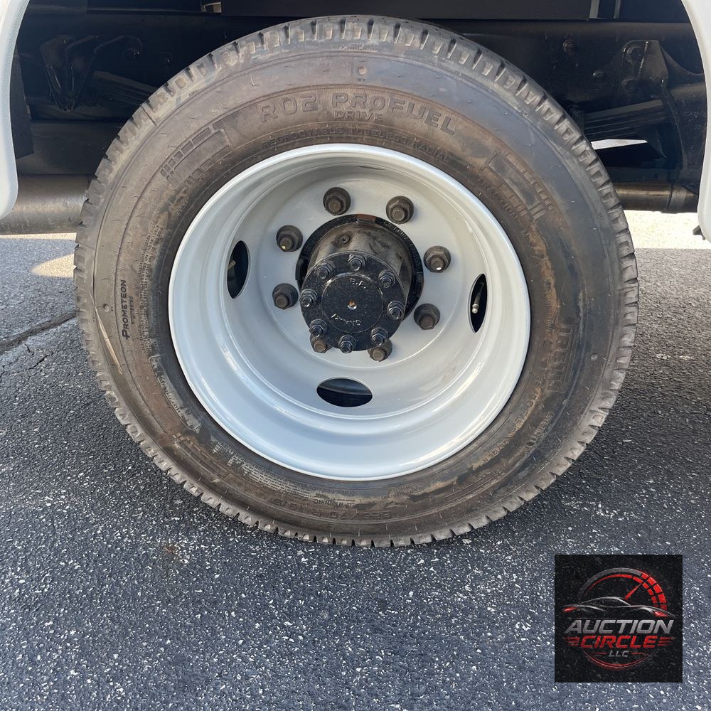 2024 Chevrolet Silverado 4500 W/T
