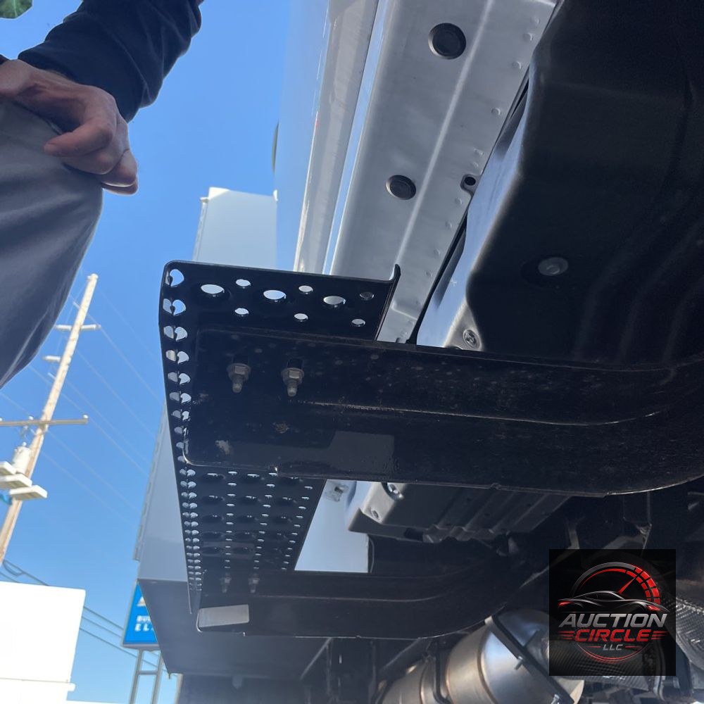 2024 Chevrolet Silverado 4500 W/T