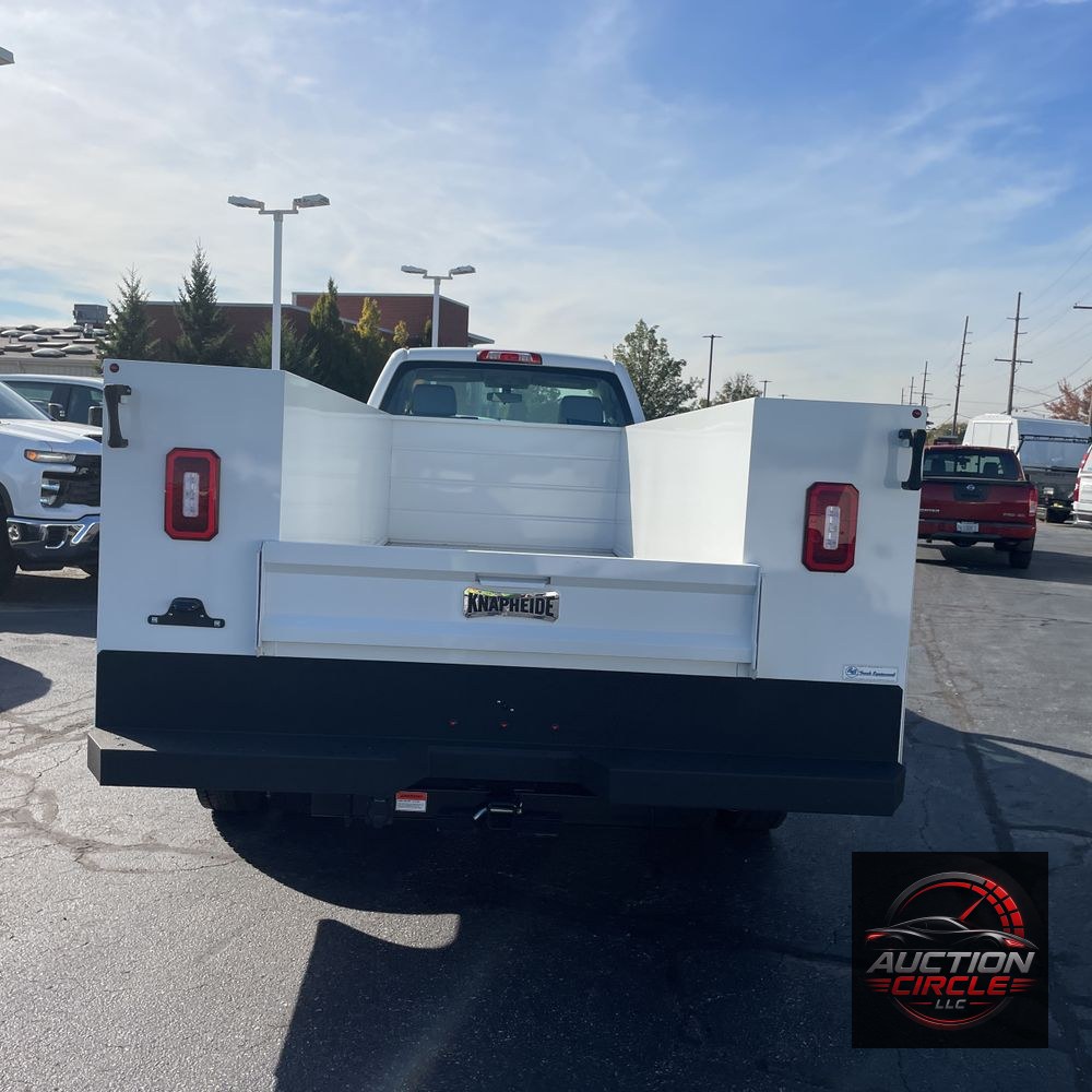 2024 Chevrolet Silverado 4500 W/T