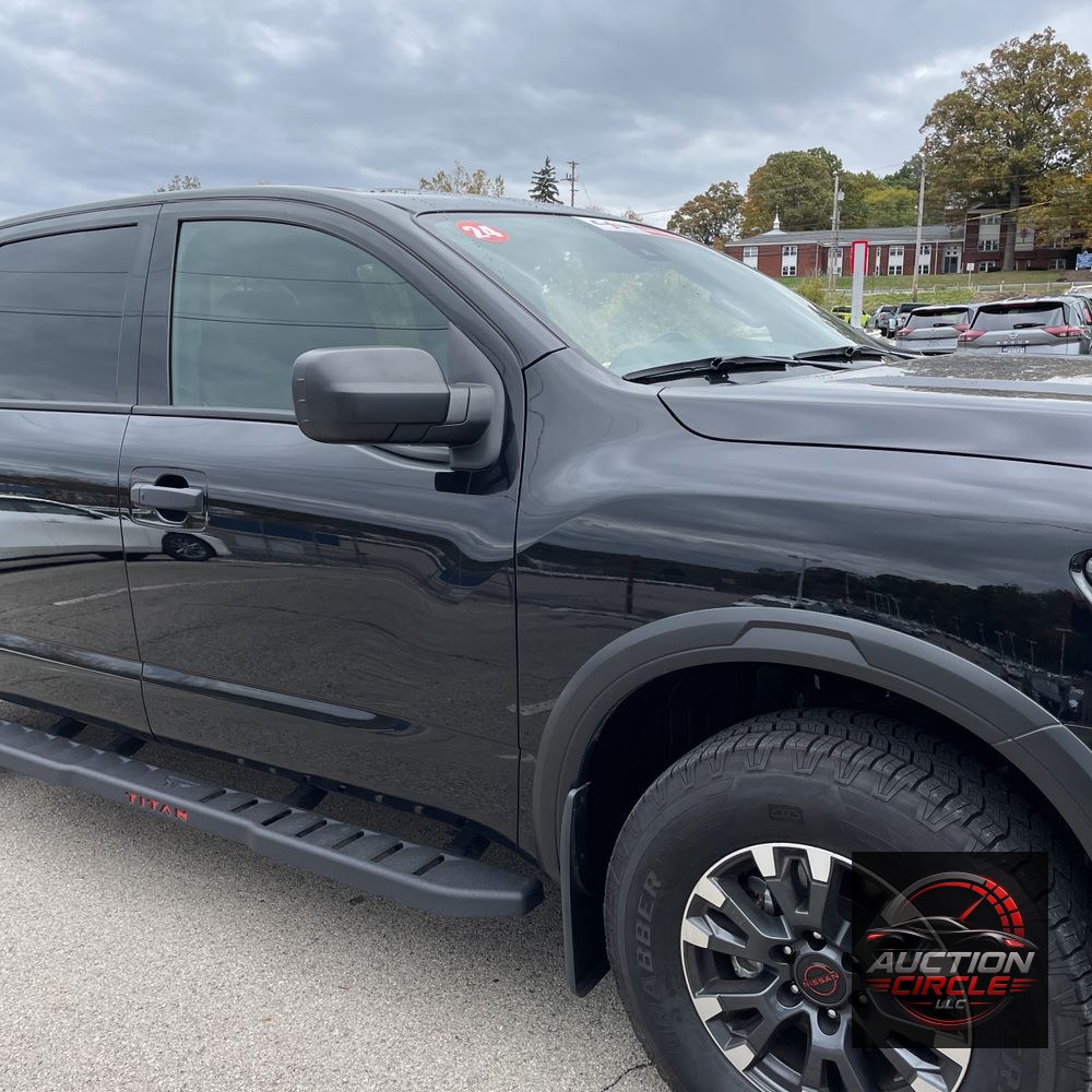 2024 Nissan Titan PRO-4X