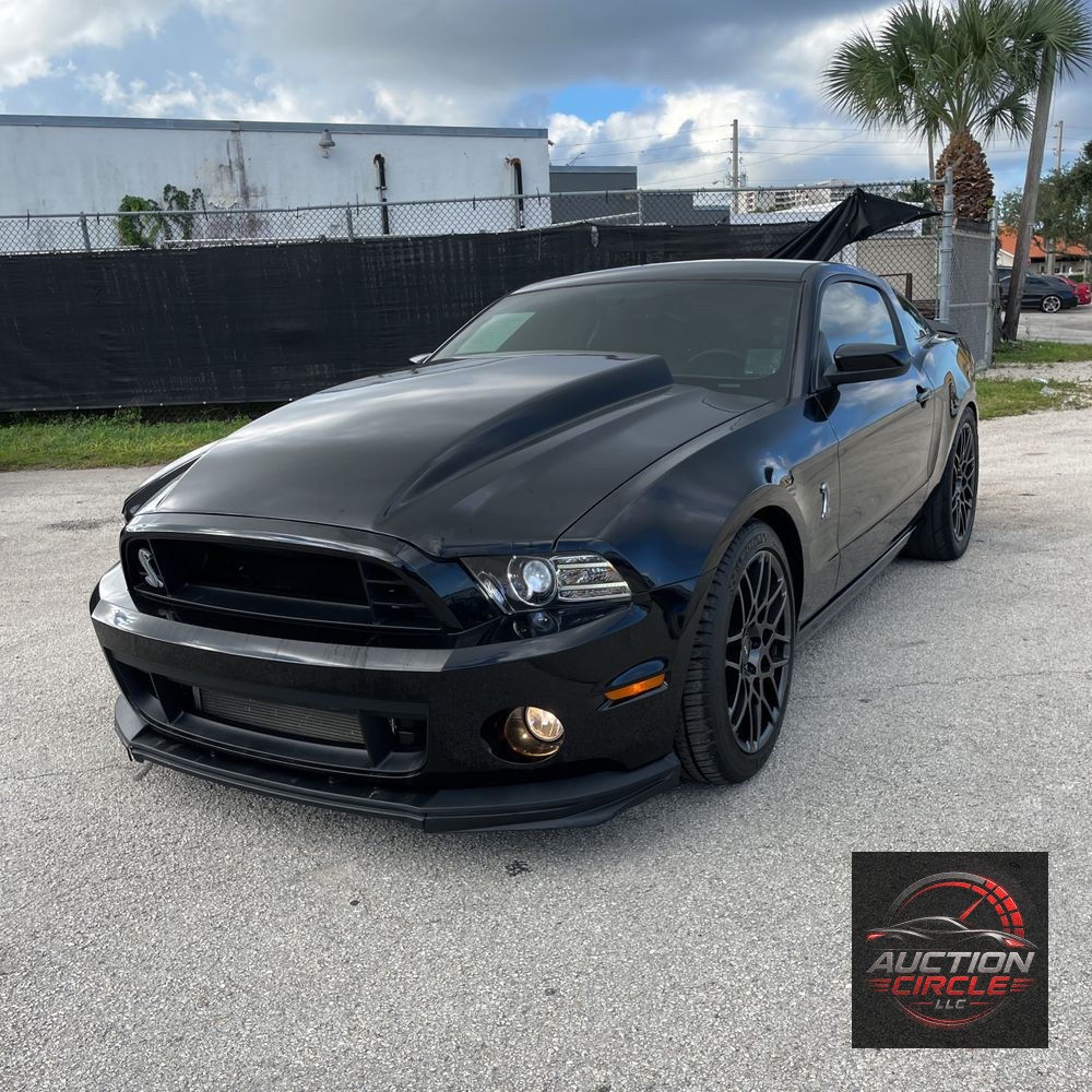 2013 Ford Shelby GT500 Base
