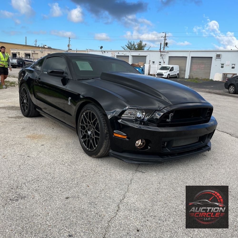2013 Ford Shelby GT500 Base