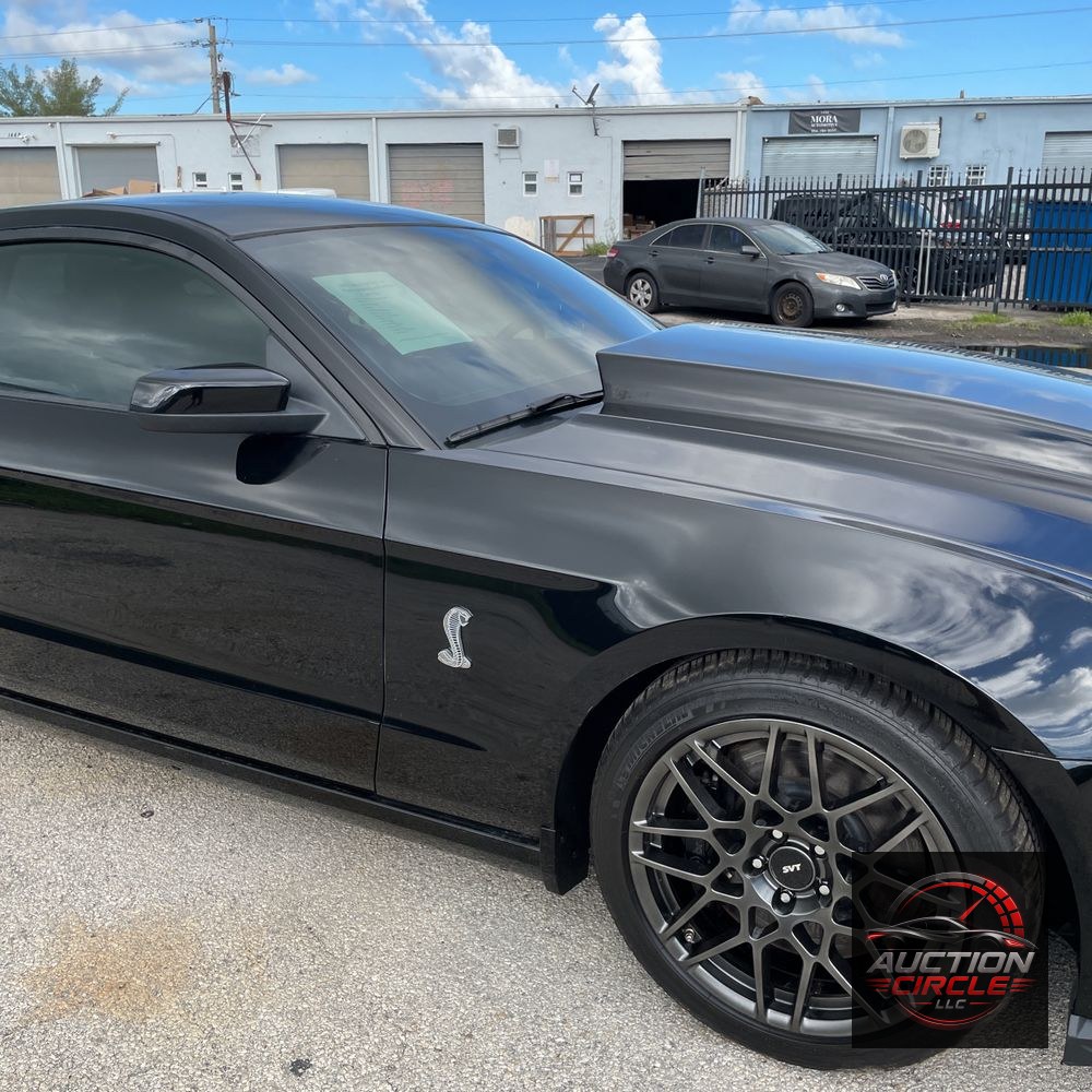 2013 Ford Shelby GT500 Base