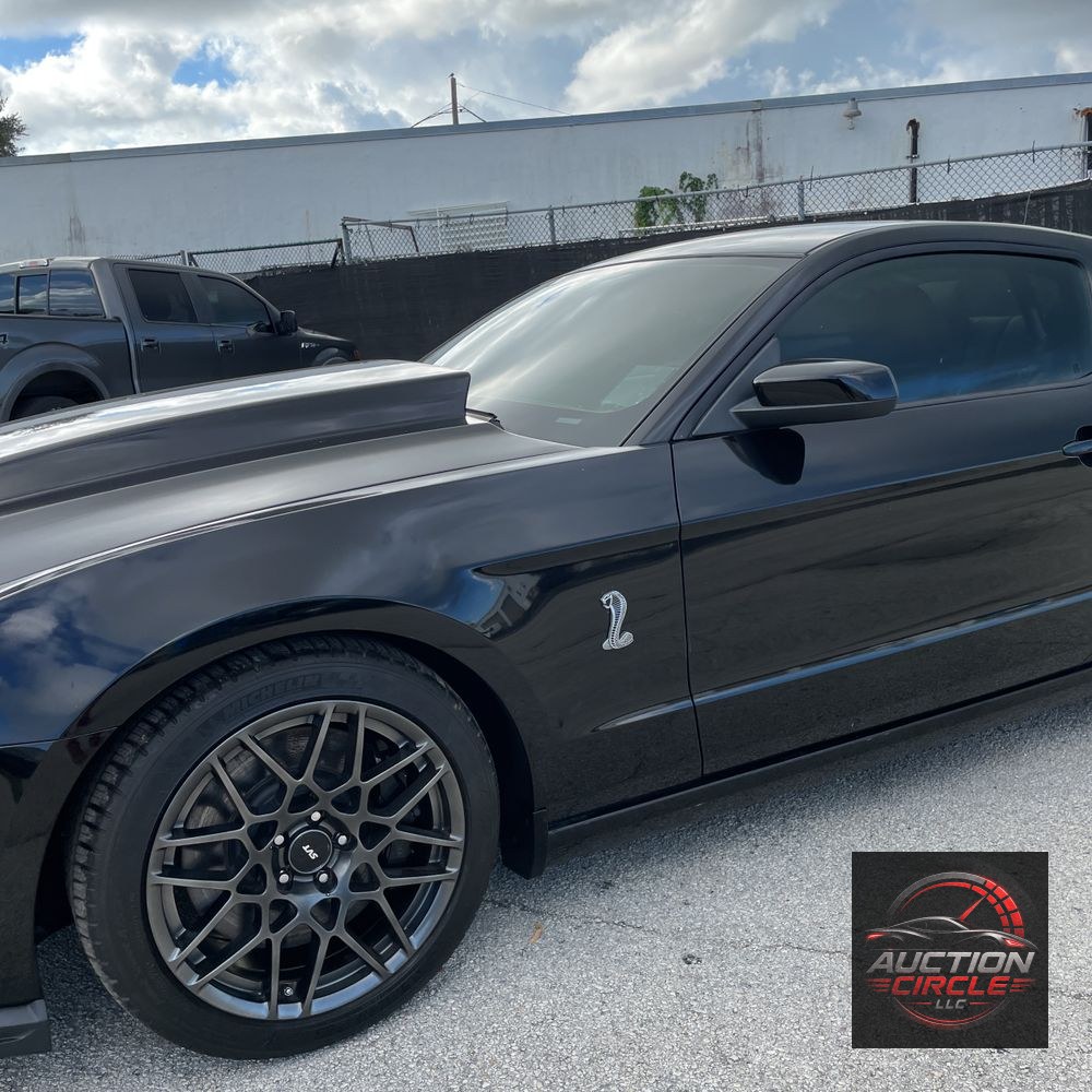 2013 Ford Shelby GT500 Base