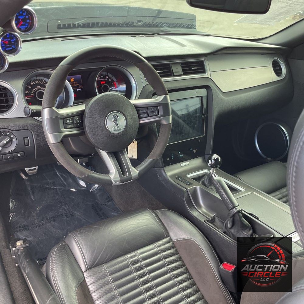 2013 Ford Shelby GT500 Base
