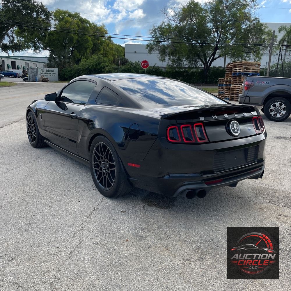 2013 Ford Shelby GT500 Base