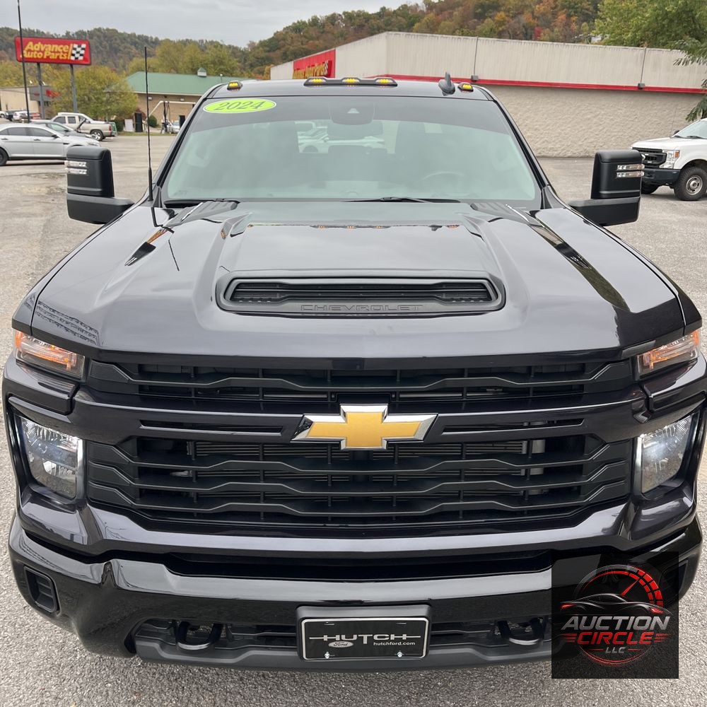 2024 Chevrolet Silverado 2500HD Custom