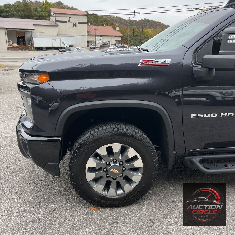 2024 Chevrolet Silverado 2500HD Custom