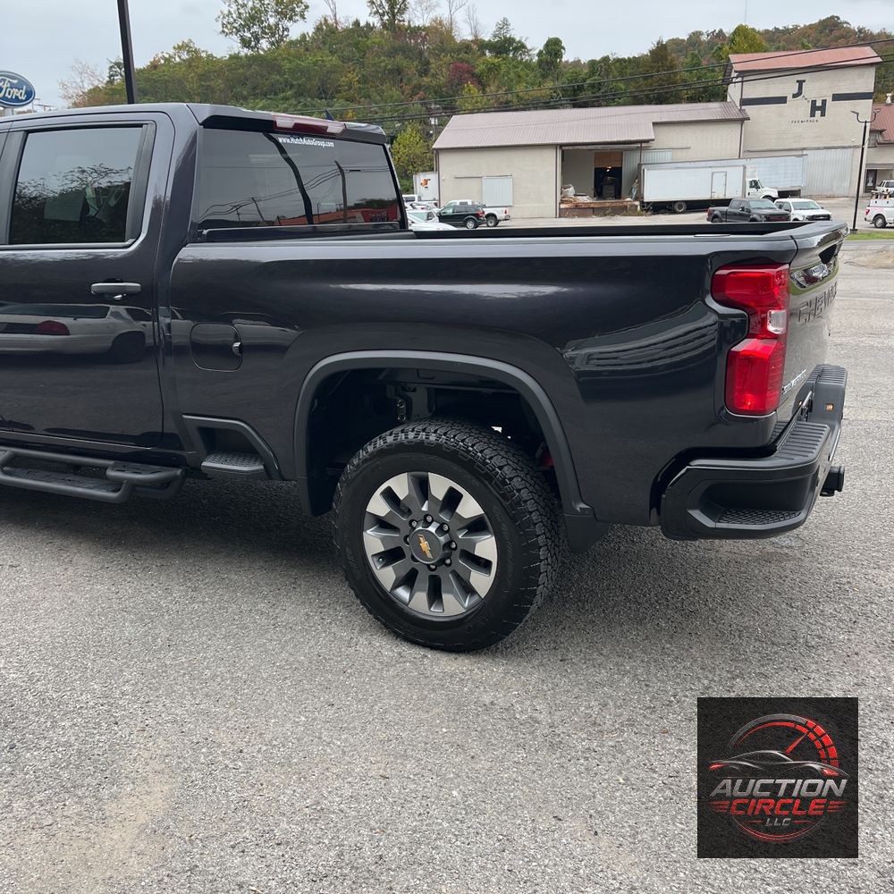 2024 Chevrolet Silverado 2500HD Custom