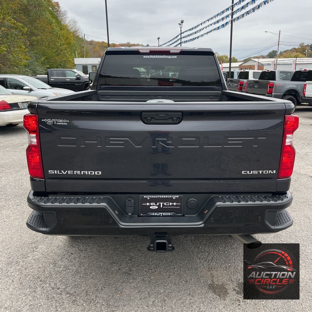 2024 Chevrolet Silverado 2500HD Custom