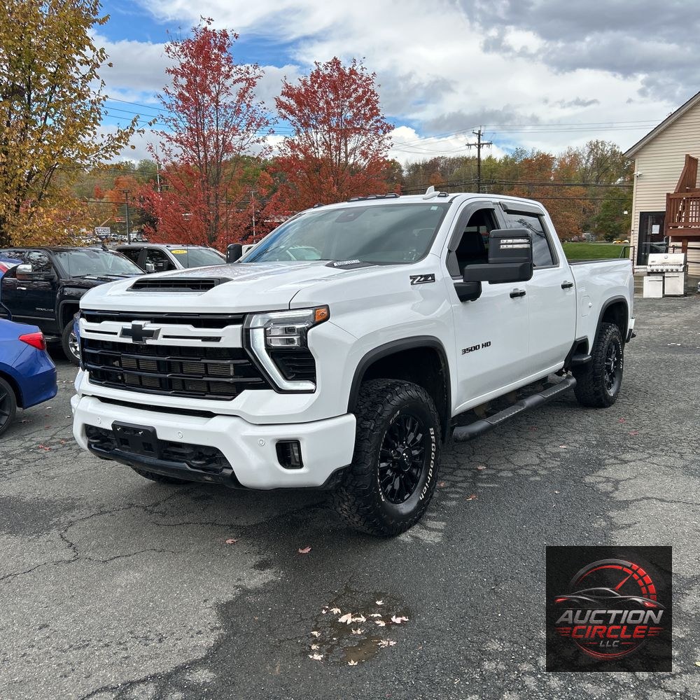 2024 Chevrolet Silverado 3500HD LTZ
