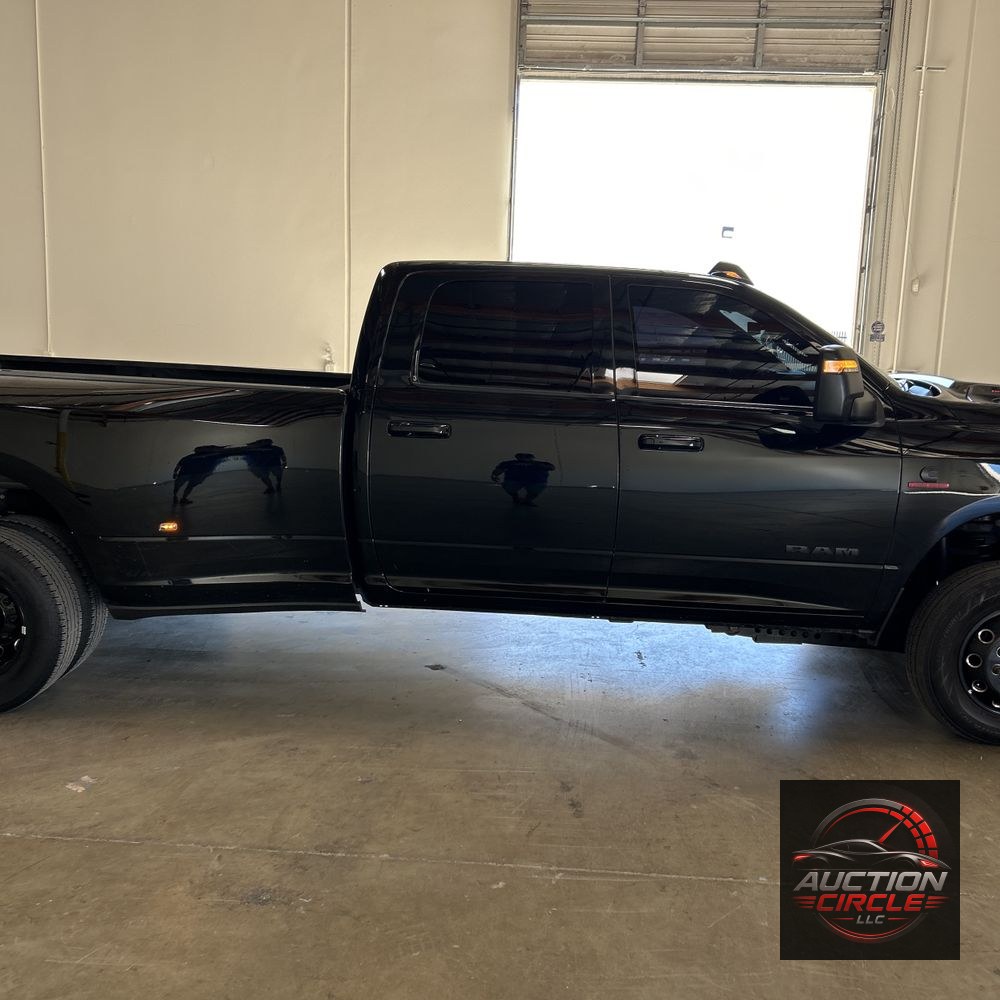 2024 Ram 3500 Laramie