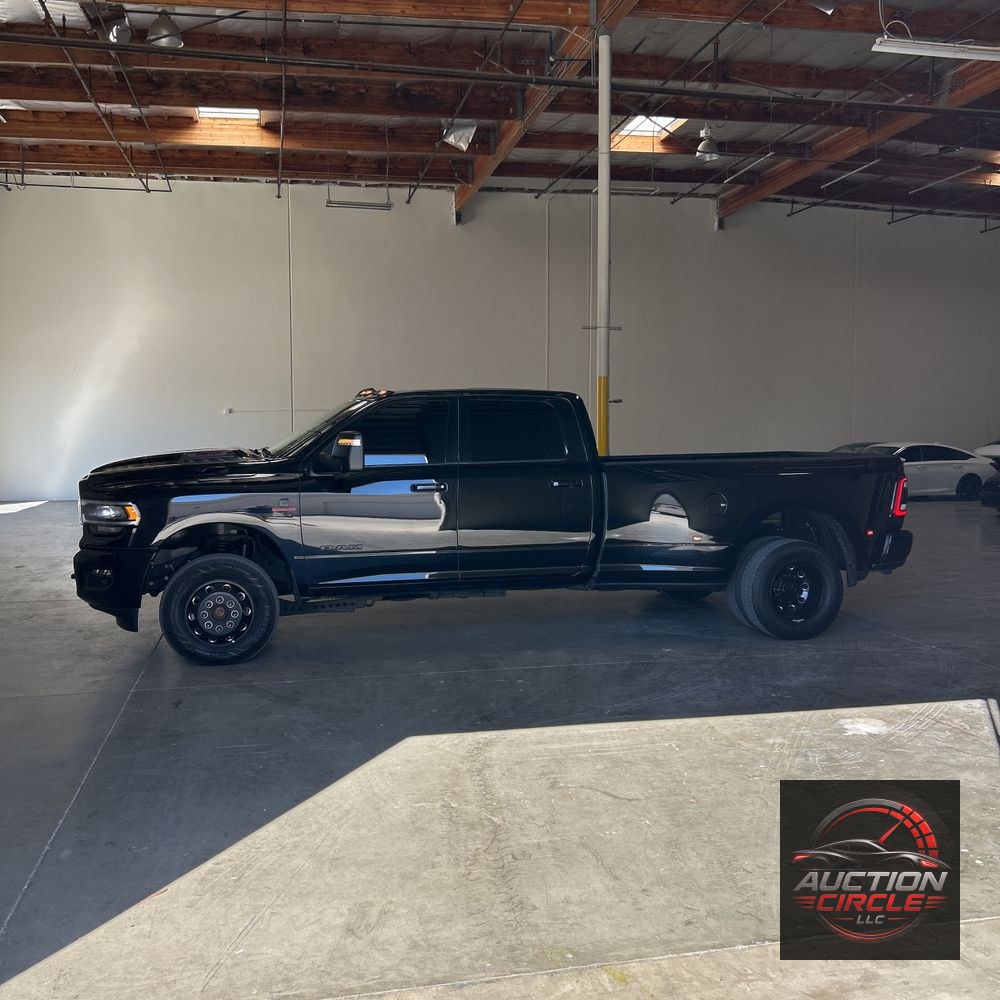 2024 Ram 3500 Laramie