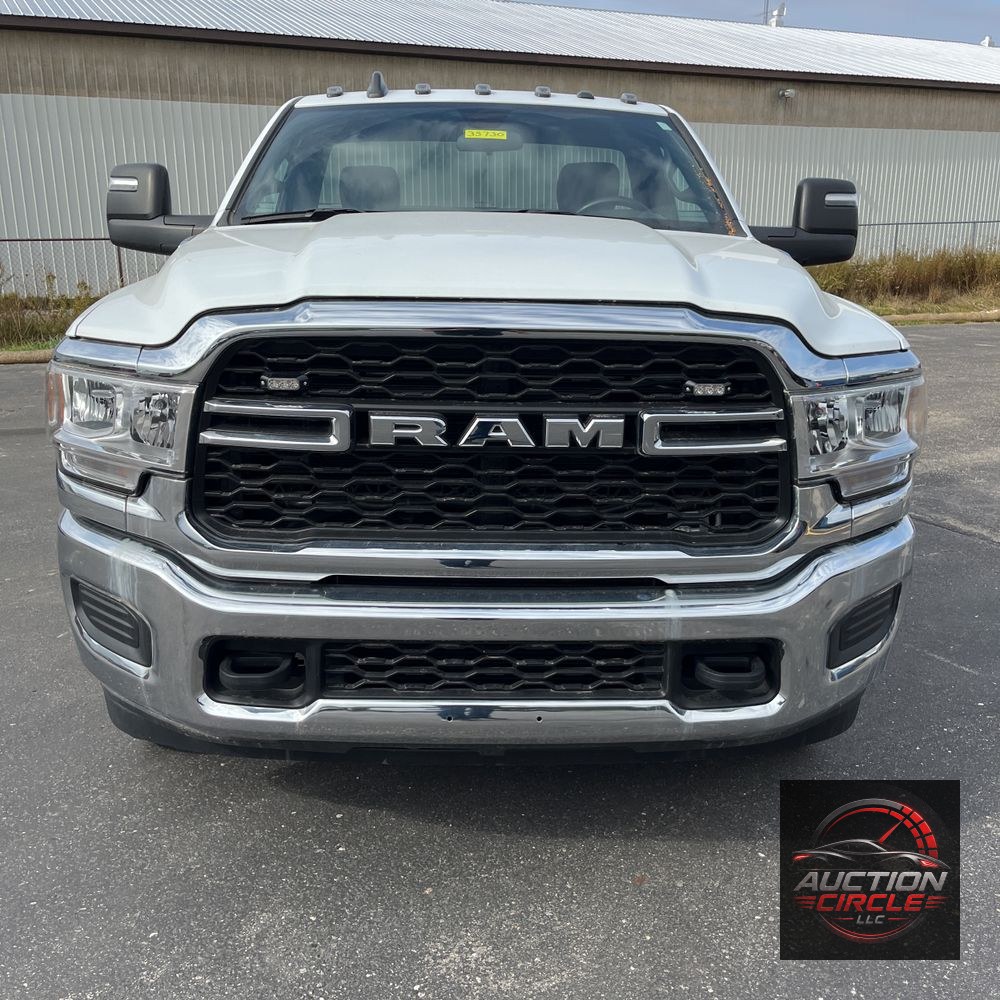 2024 Ram 3500 Cab/Chassis Tradesman