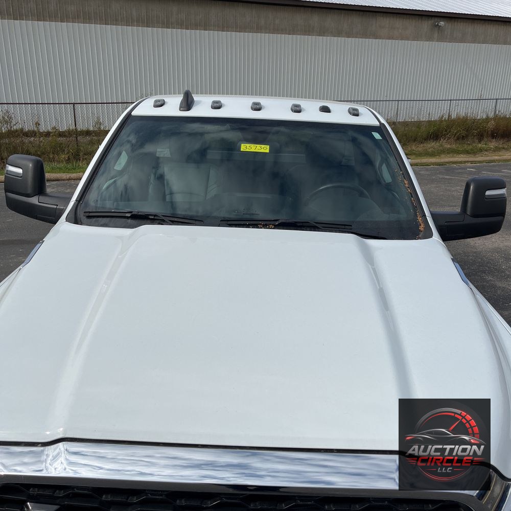 2024 Ram 3500 Cab/Chassis Tradesman