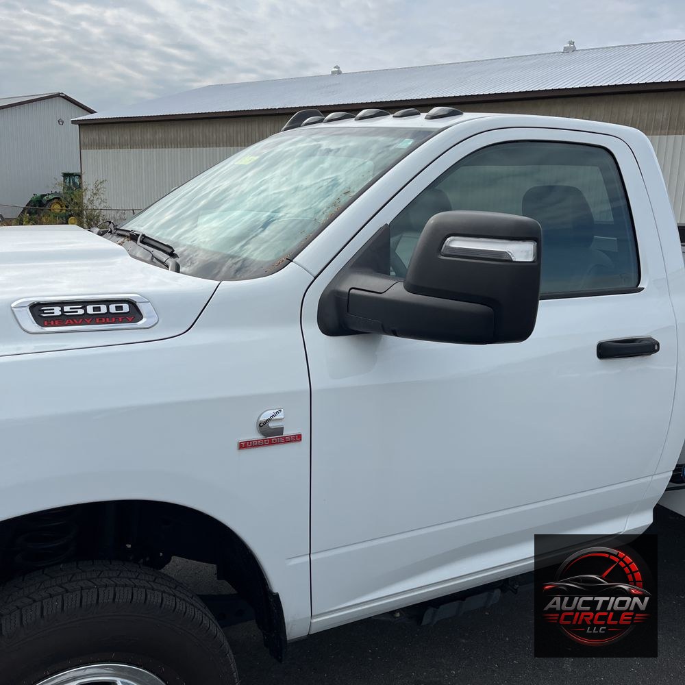 2024 Ram 3500 Cab/Chassis Tradesman