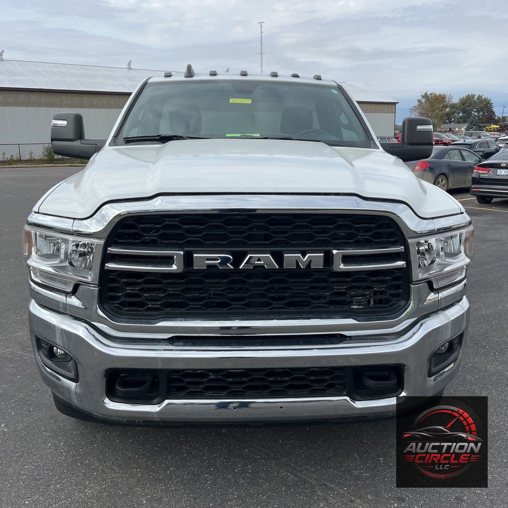 2024 Ram 3500 Cab/Chassis Tradesman