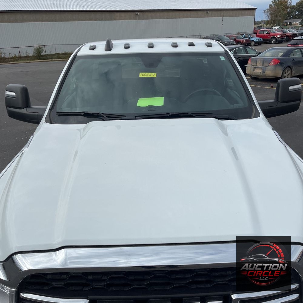 2024 Ram 3500 Cab/Chassis Tradesman