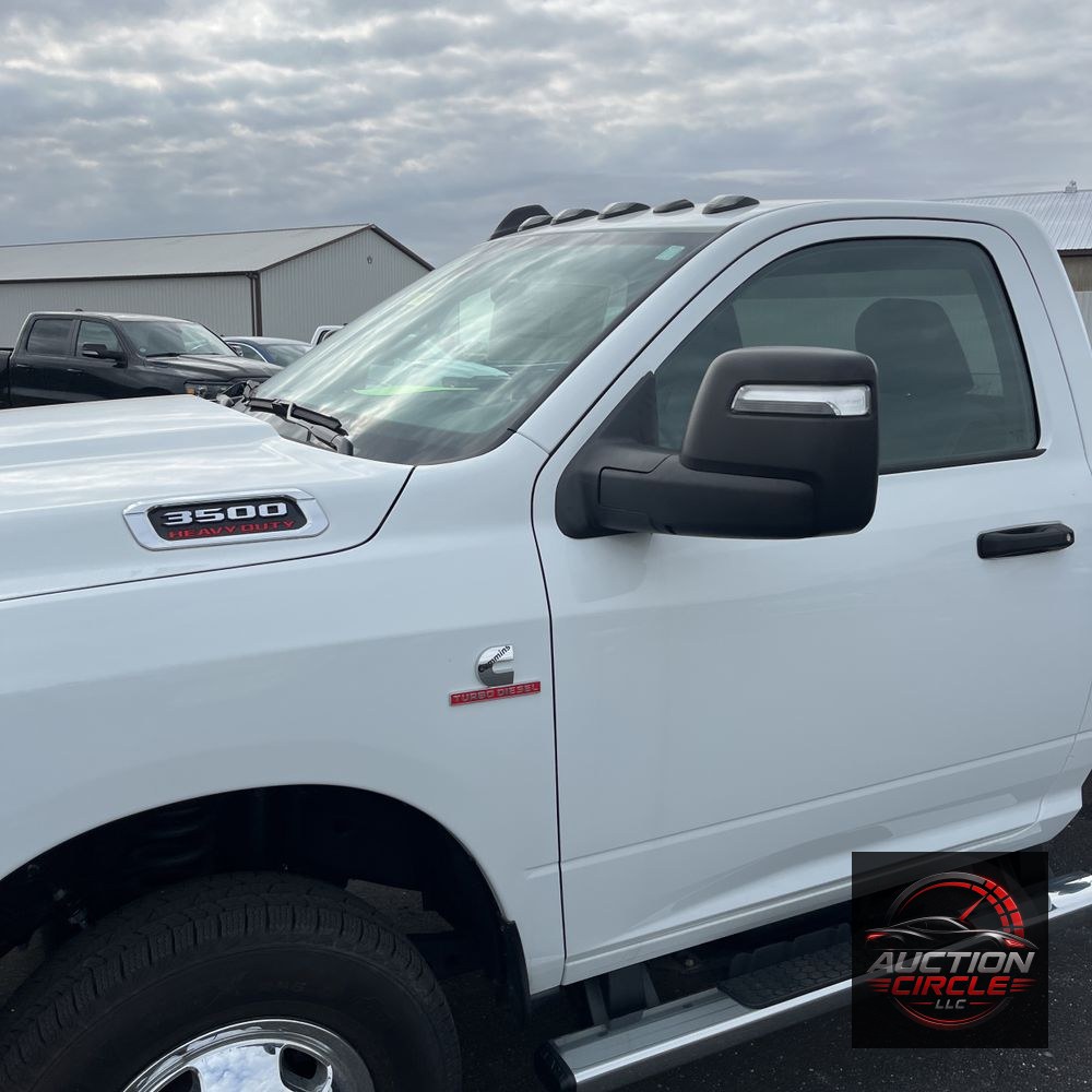 2024 Ram 3500 Cab/Chassis Tradesman