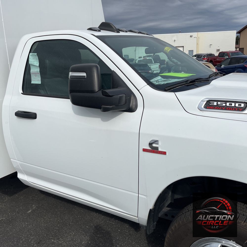 2024 Ram 3500 Cab/Chassis Tradesman