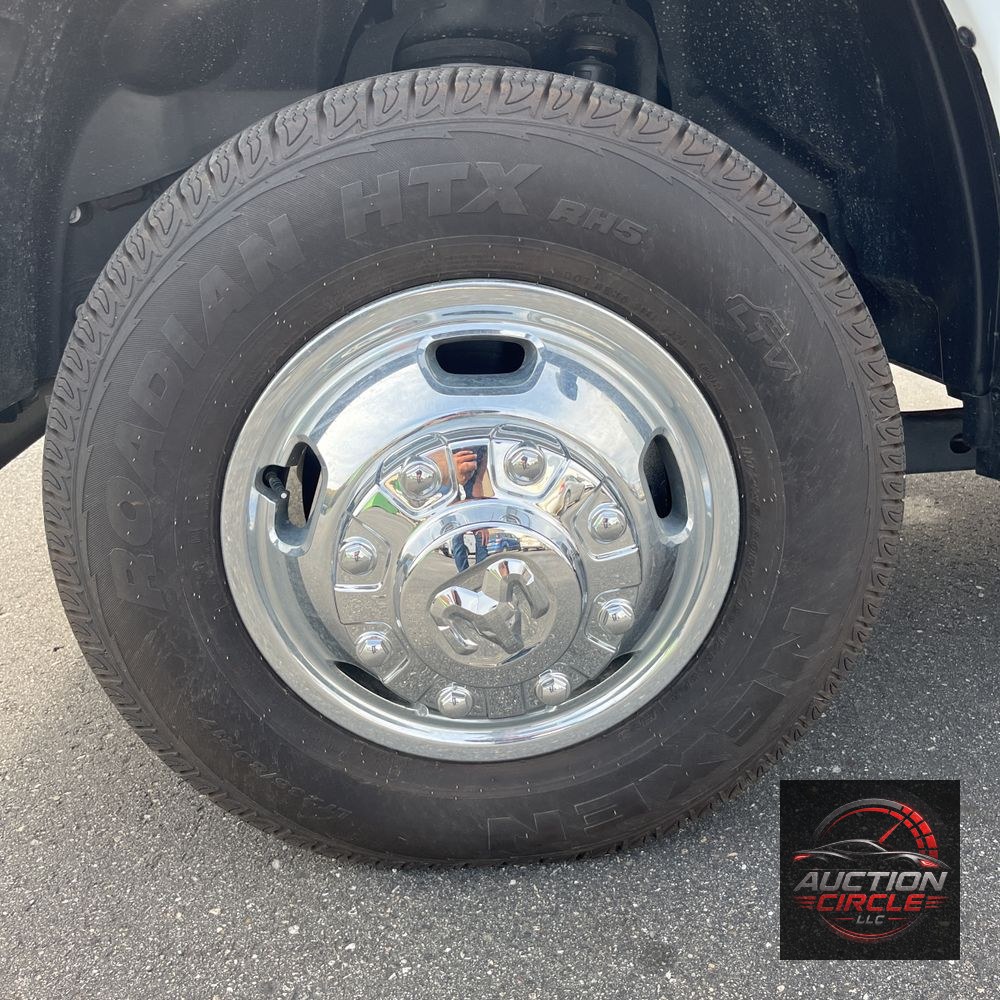 2024 Ram 3500 Cab/Chassis Tradesman